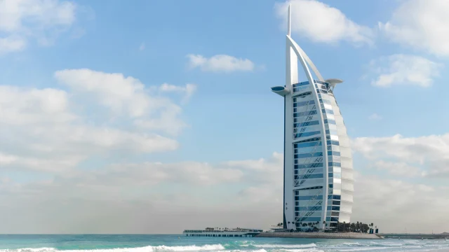 Dubai - 000
